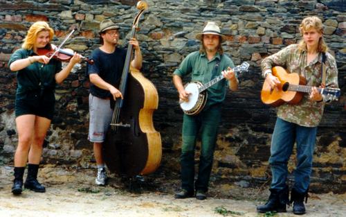 1996 zleva:Petra, Patrik Shaffelhofer ,Alan,Patrik Gregr